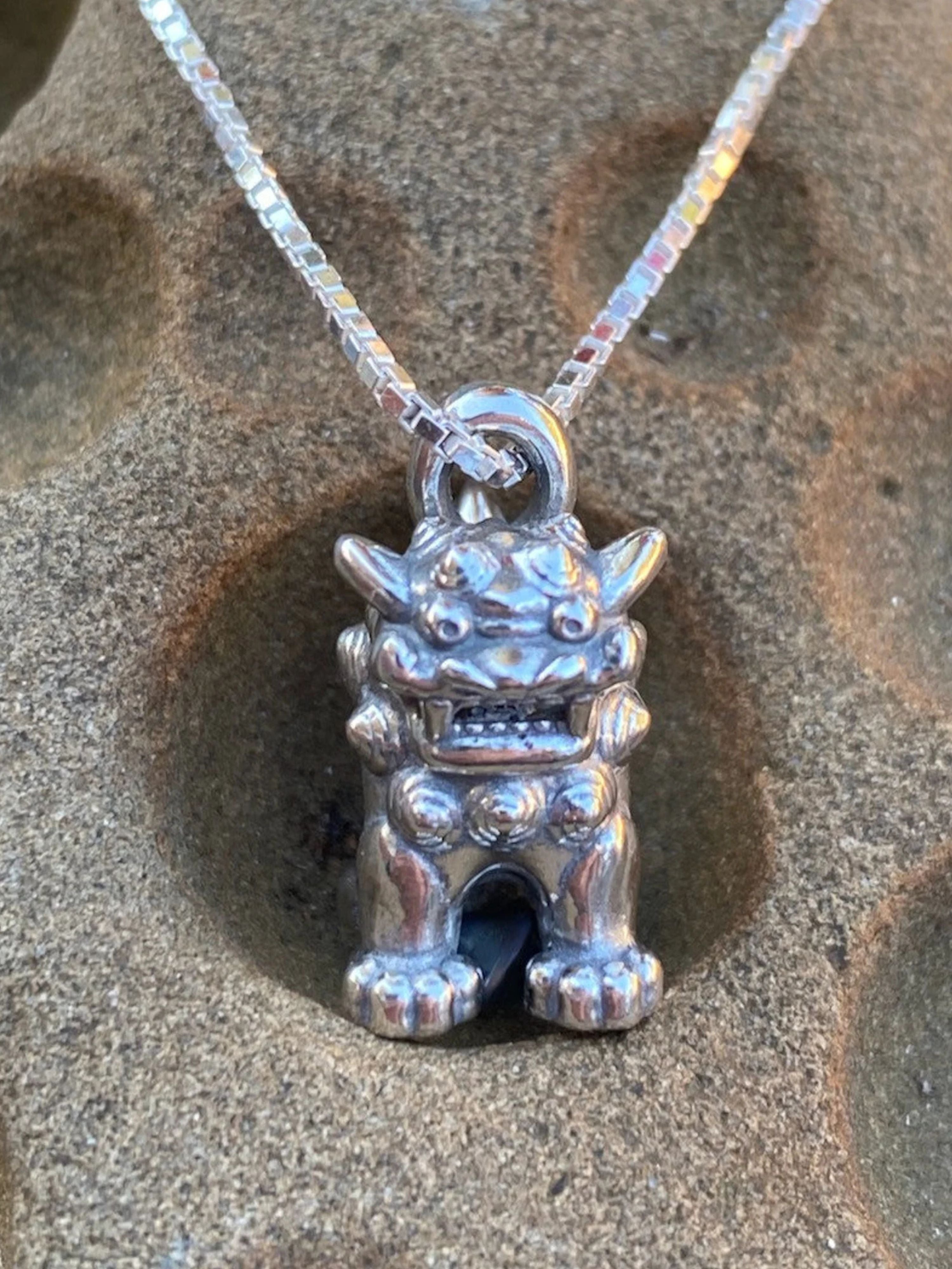 Shisa Foo Dog Lion Charm - Silver – Marty Magic Jewelry