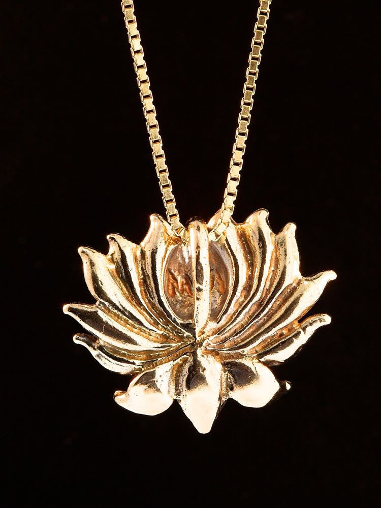 Lotus Charm in 14K Gold