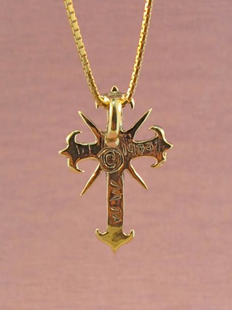 14k Gold Gothic Cross Pendant