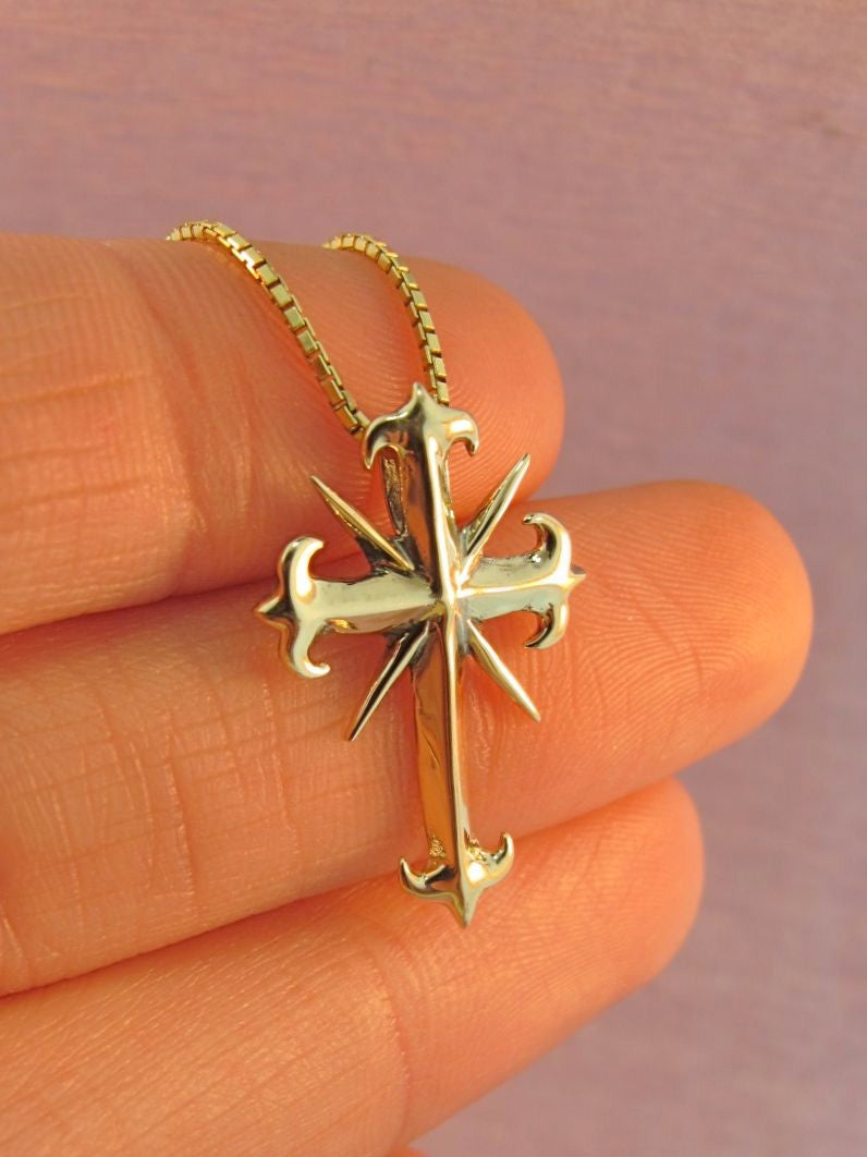 14k Gold Gothic Cross Pendant