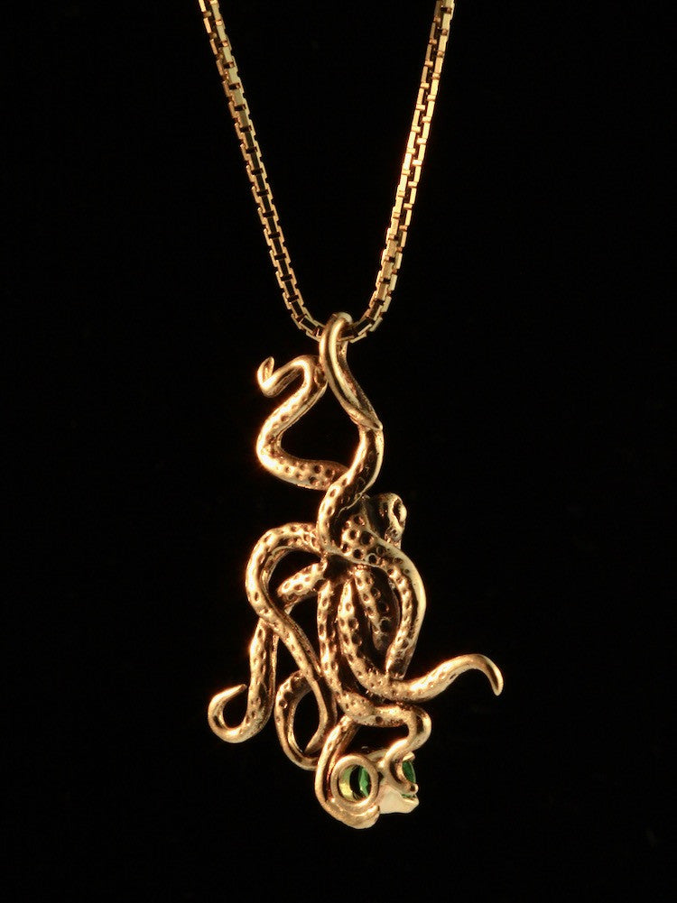 Octopus Charm in 14K Gold with Tsavorite