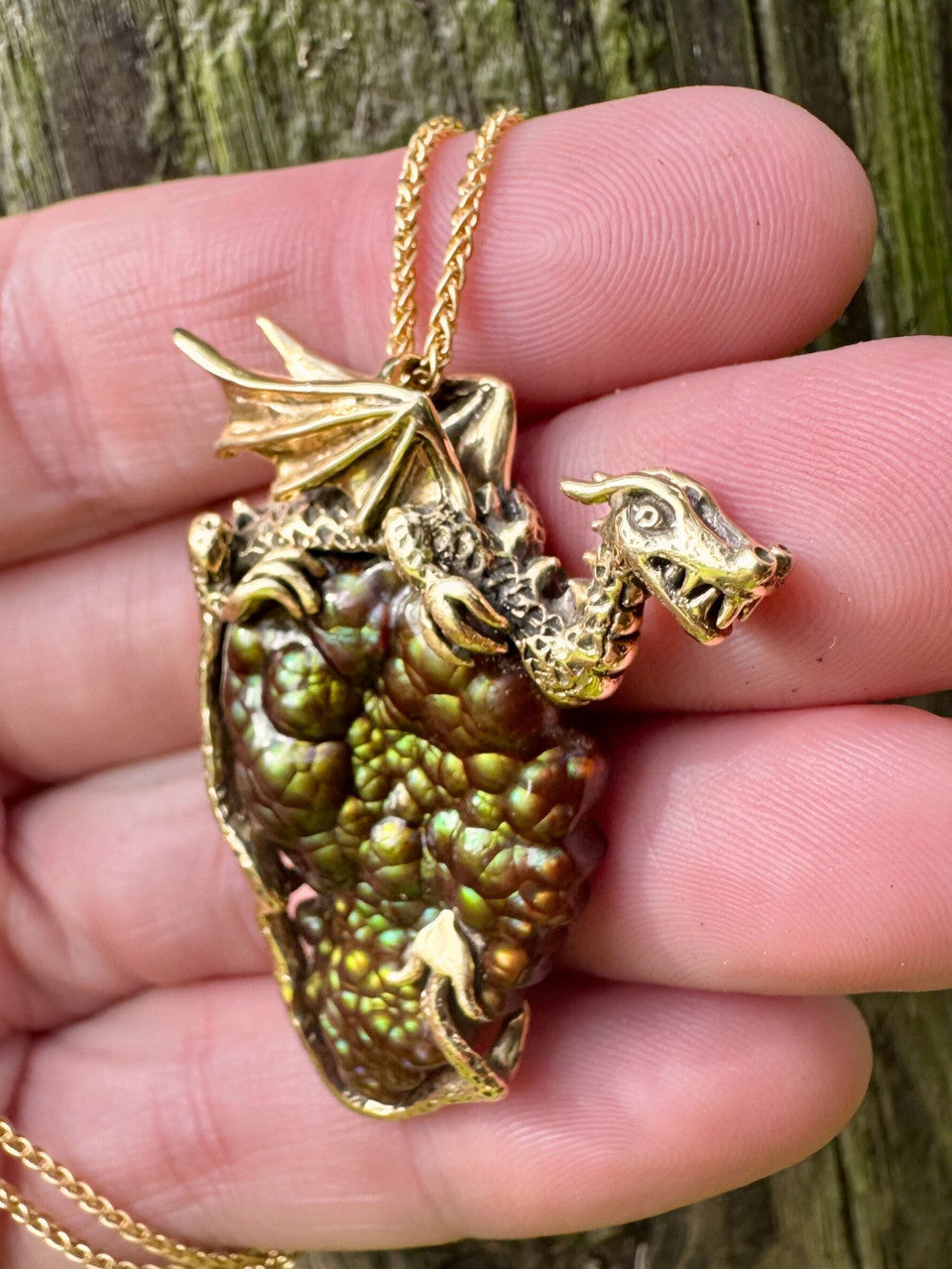 Mangrove Dragon in 18K Gold