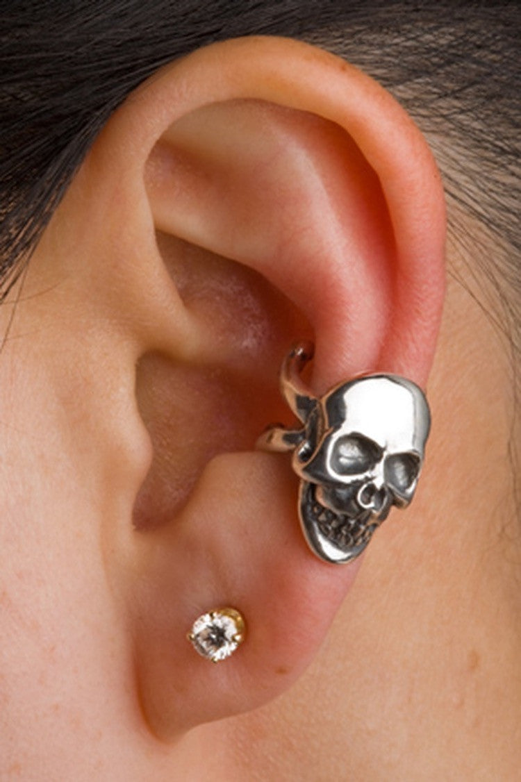 Skull Ear Cuff in Silver