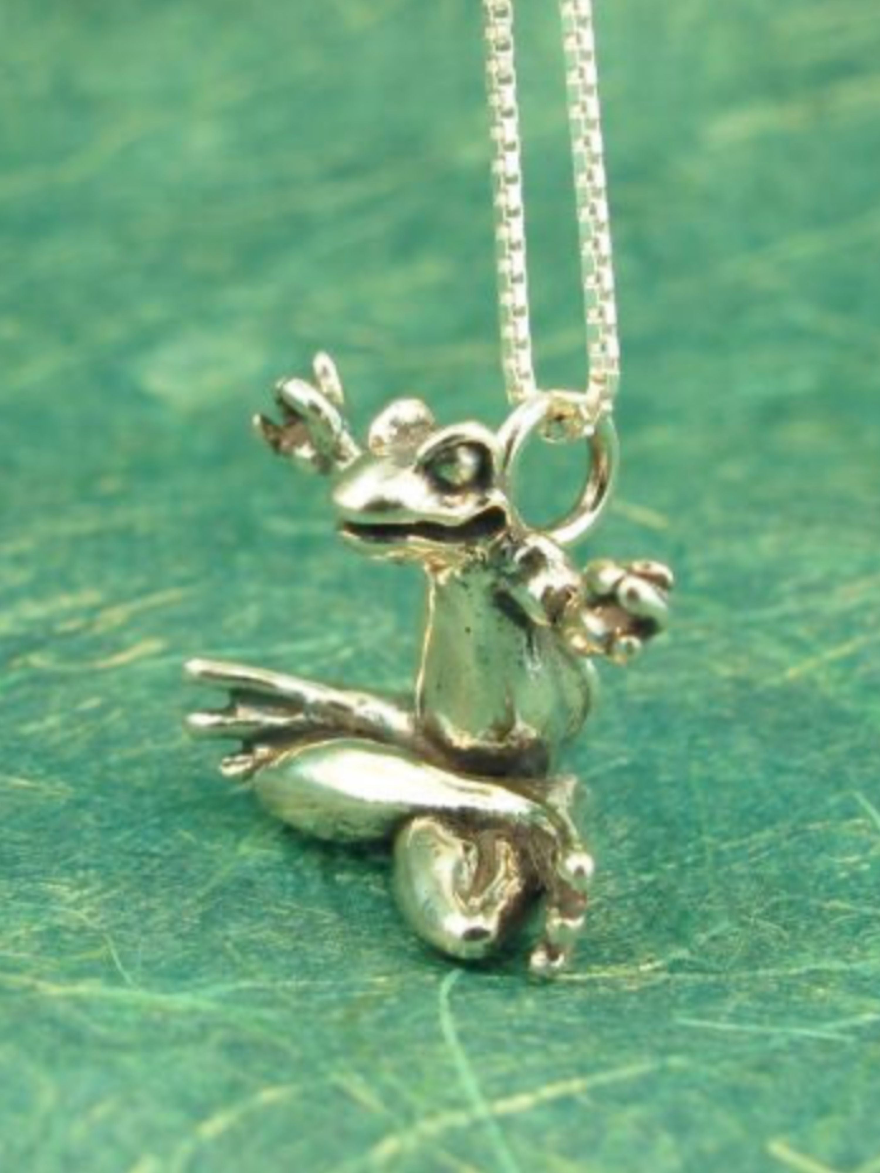 Yoga Frog Charm - Silver