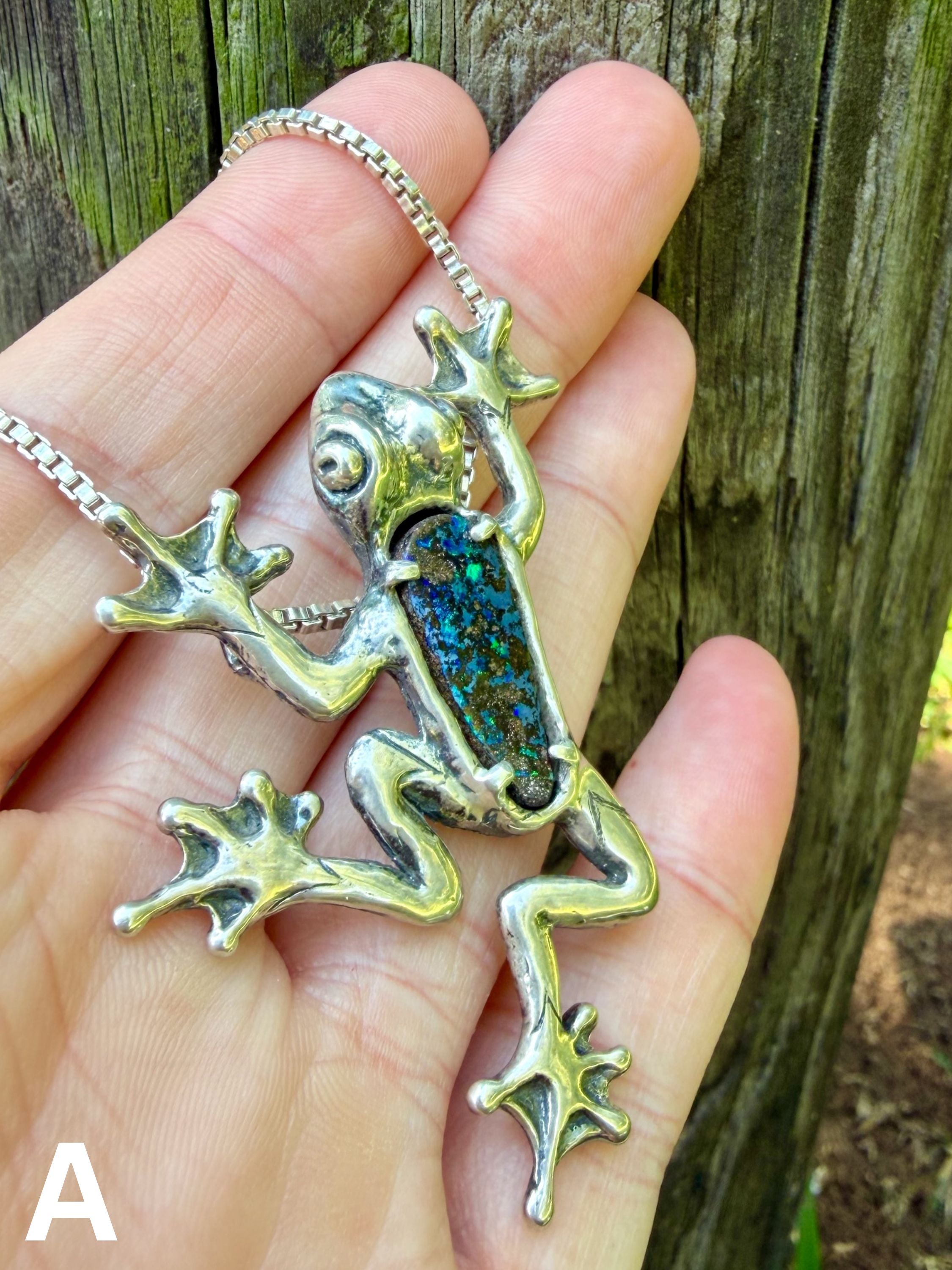 Treasure Back Tree Frog Pendant - Sterling Silver