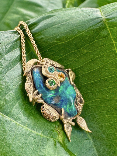 Tide Pool Treasure Pendant - 18K Gold - SOLD