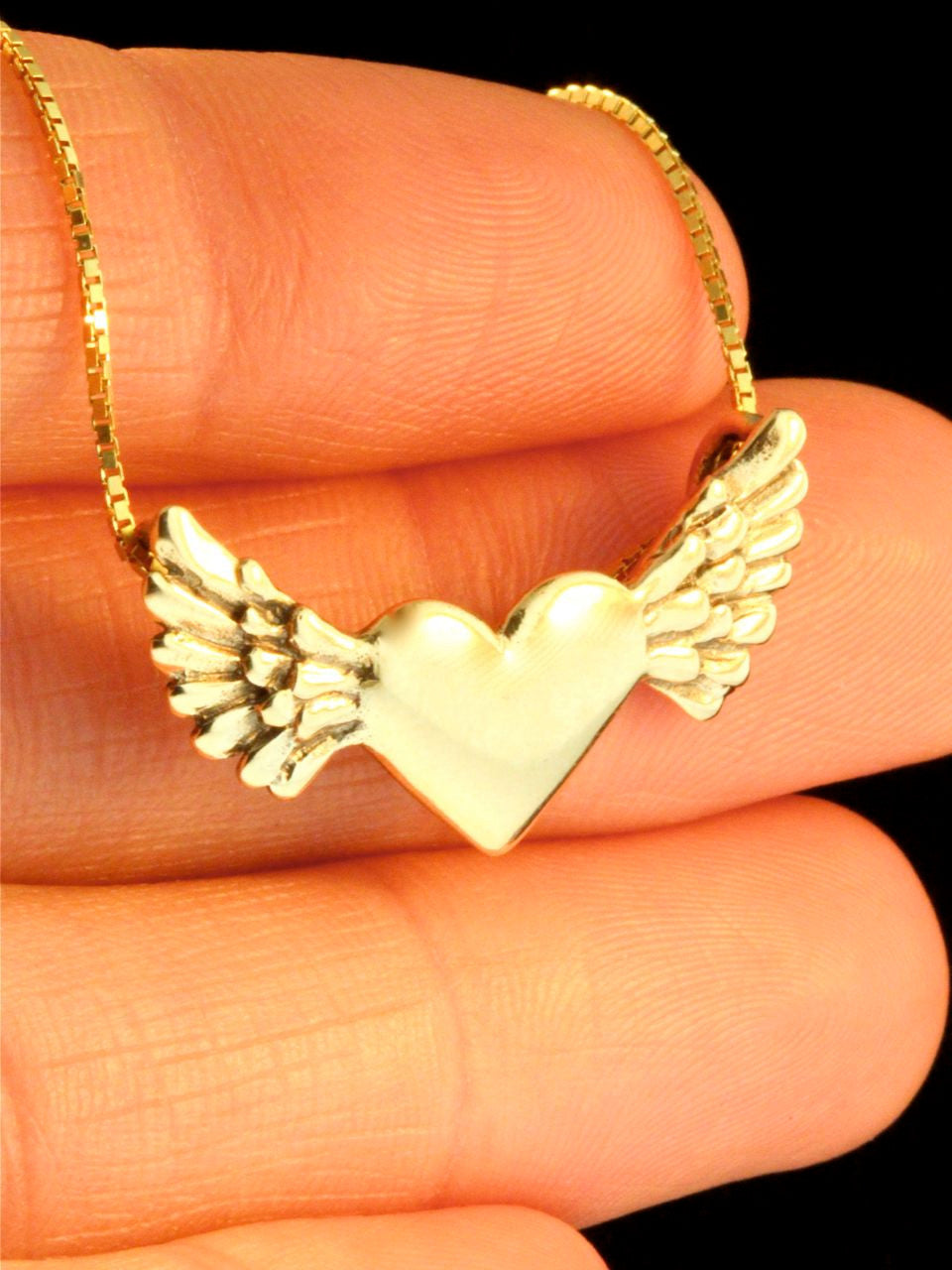 Angel Heart Pendant in 14k Gold