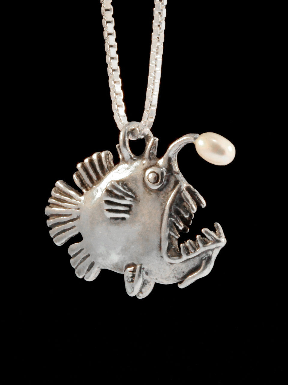 Angler Fish with White Pearl Necklace - Silver