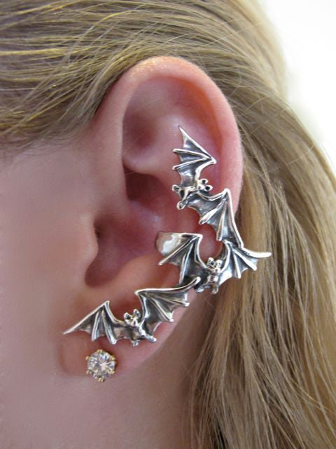 MAGICAL DESIGN シルバーピアス　コウモリ　BAT EARRING Bat Flock Ear Climber Cuff Jewelry – Marty Magic Jewelry