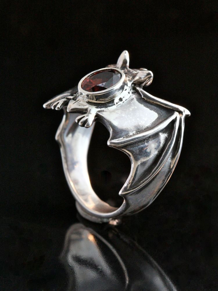 Silver Classic Bat Ring with Gemstone Back with Mozambique Garnet
