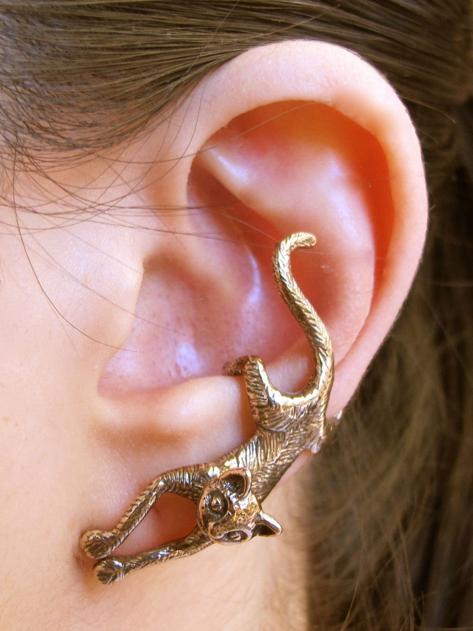 Crawling Cat Ear Cuff - Bronze