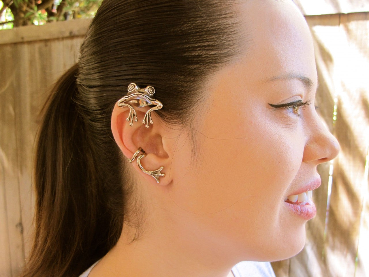 Curious Frog Ear Wrap - Bronze