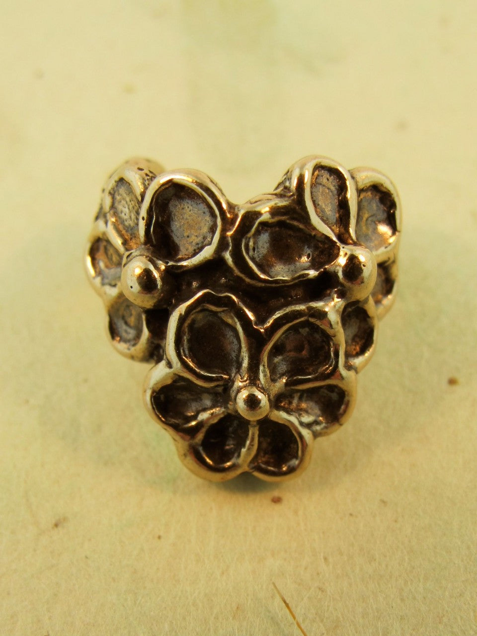 Daisy Love Ear Cuff - Bronze