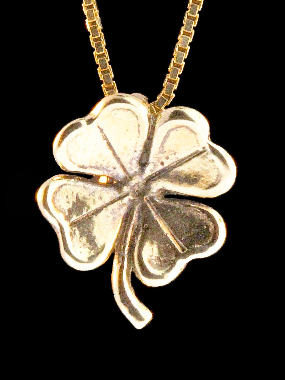 Four Leaf Clover Charm in 14k Gold