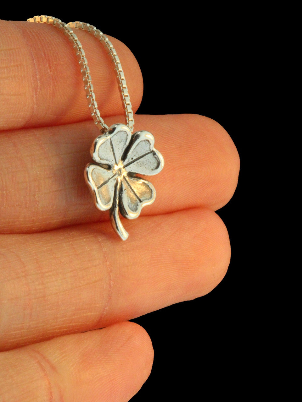 Four Leaf Clover Charm in Silver