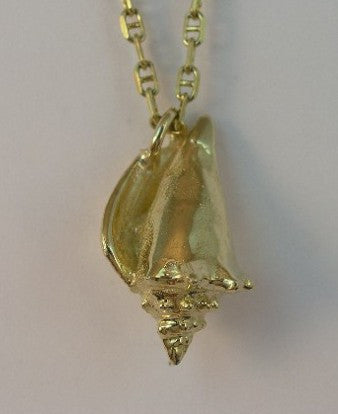 Conch Shell Charm - Solid 14k Gold