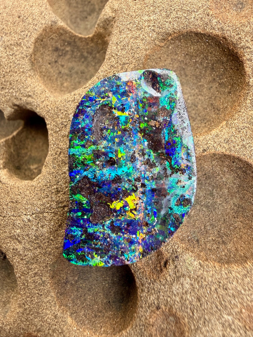 Confetti - 30 Ct Australian Boulder Opal 