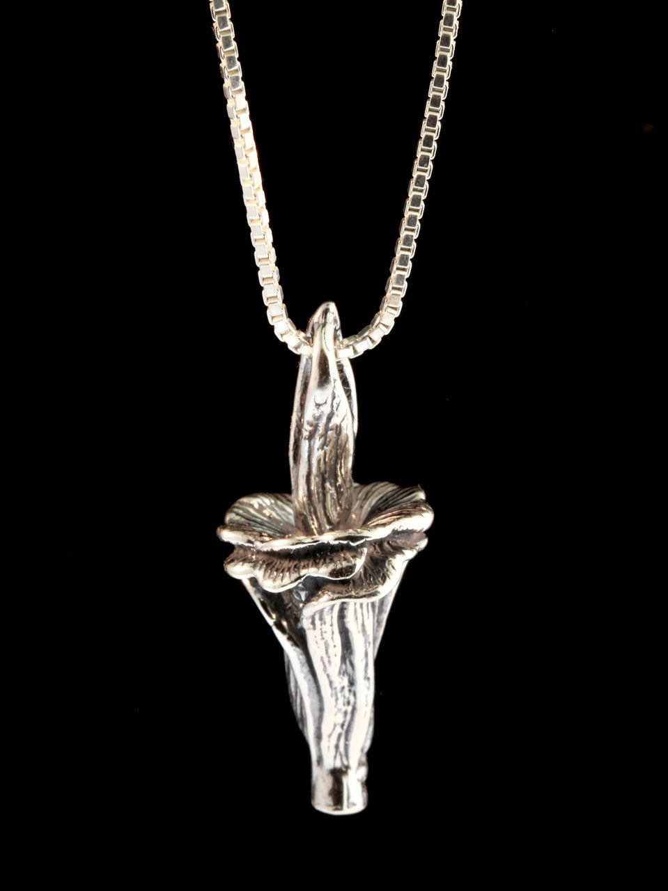 Corpse Flower Pendant - Silver