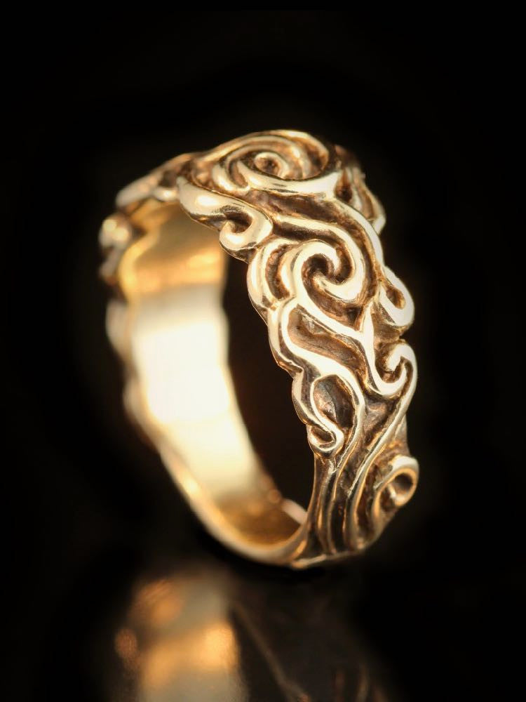 Cosmos Ring in 14K Gold