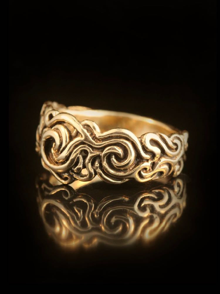 Cosmos Ring in 14K Gold