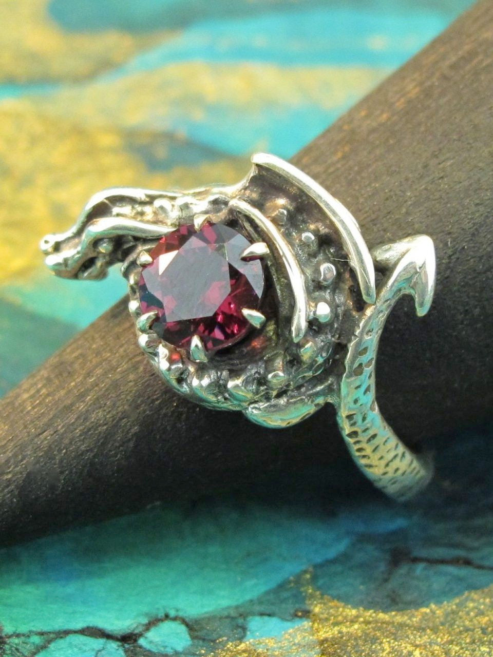 Curled Dragon Ring with Garnet - Silver