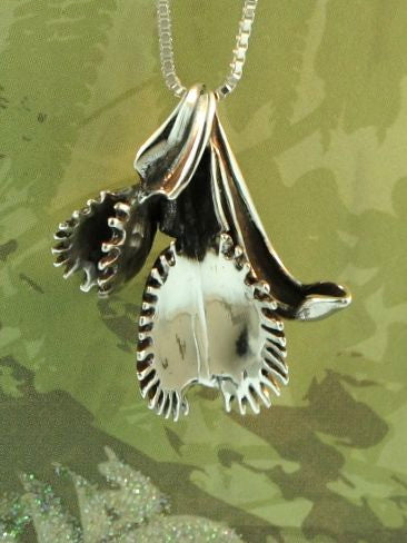 Venus Flytrap Charm Pendant - Silver