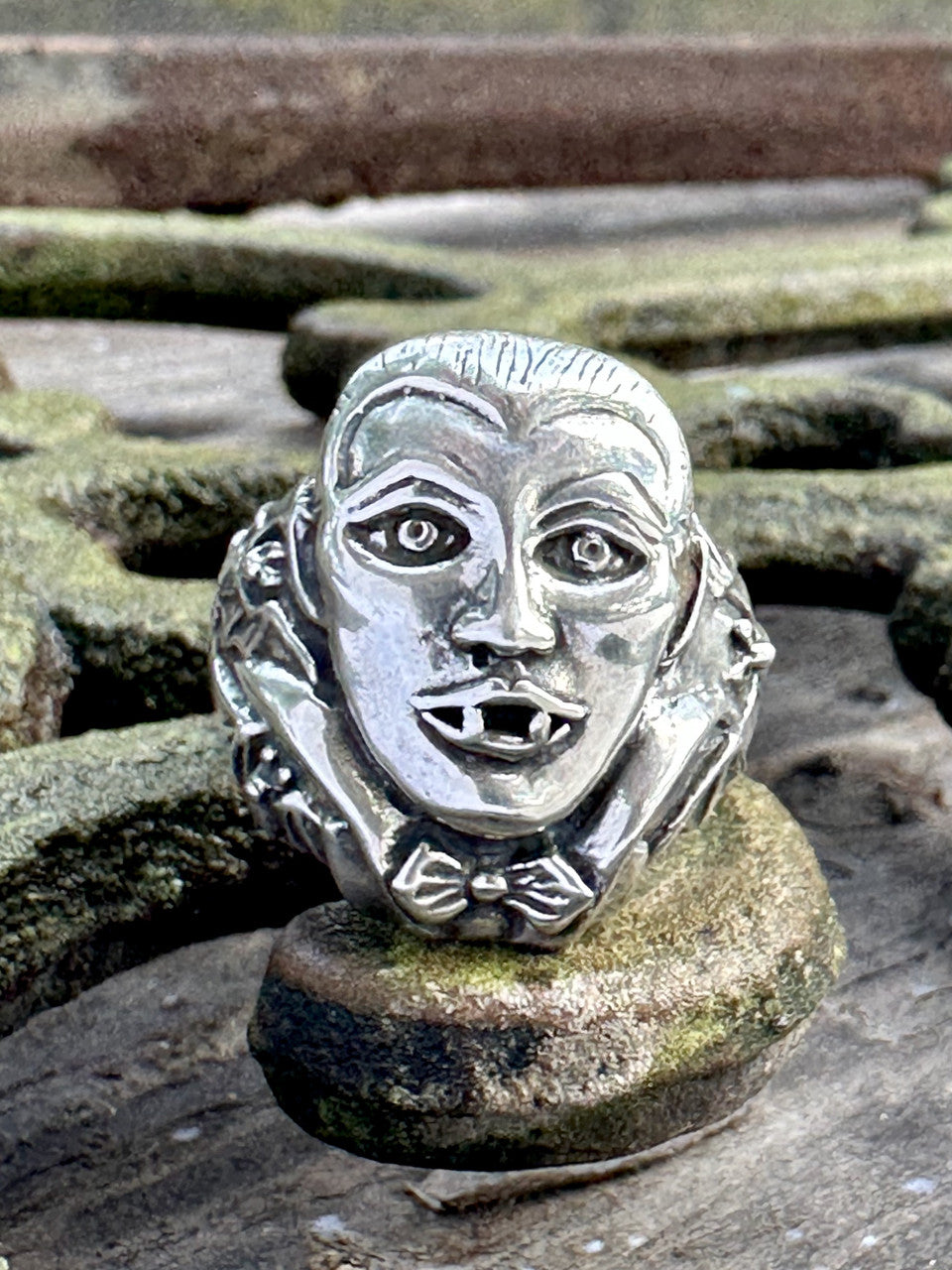 Dracula Vampire Bat Ring - Silver