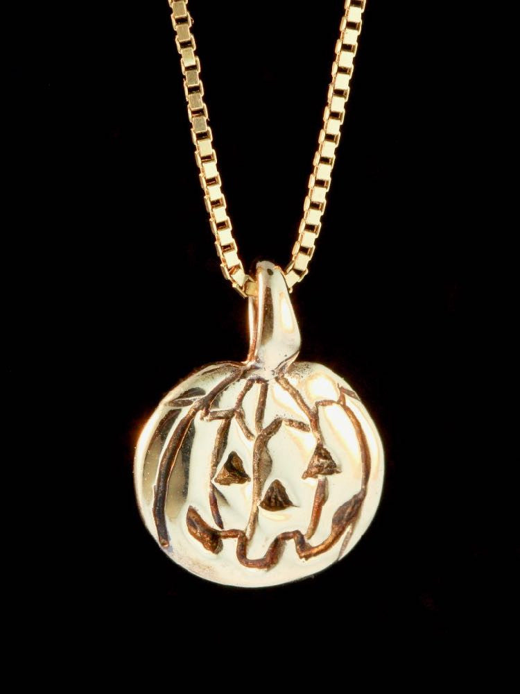 Jack O'Lantern Charm in 14K Gold