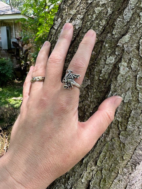 Flat Dragon Ring - Silver