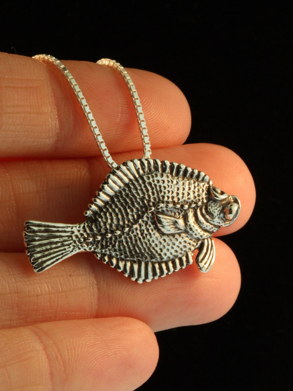 Flat Fish Halibut Pendant - Silver