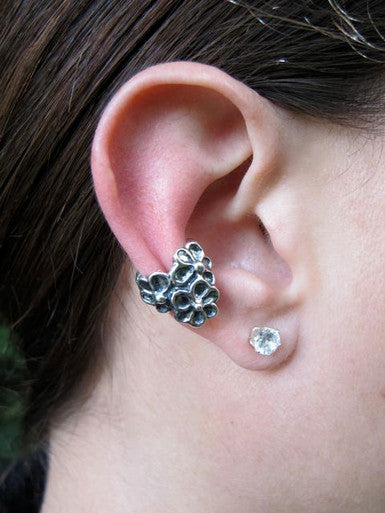Daisy Love Ear Cuff - Sterling Silver
