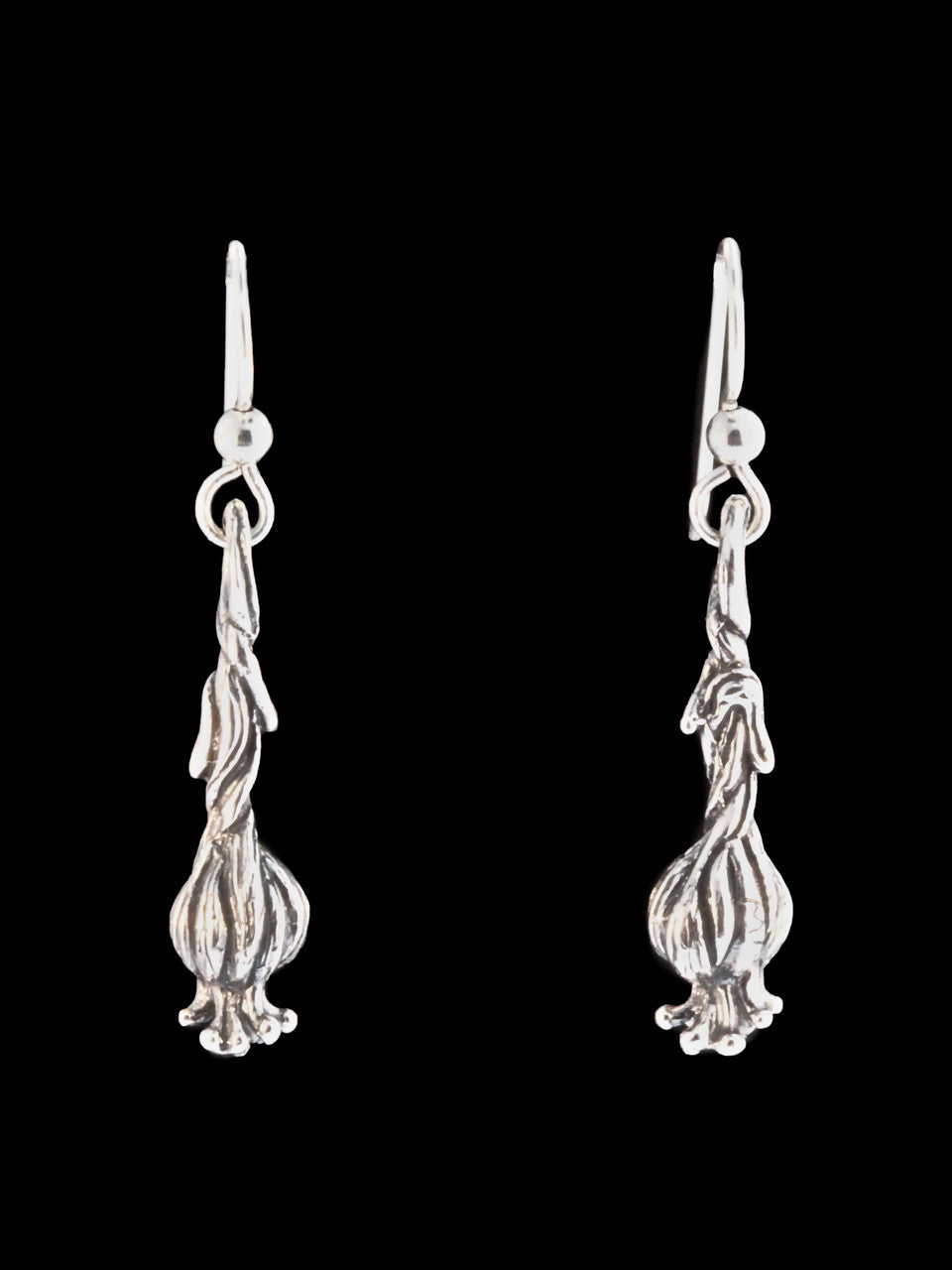 Medium Garlic Clove Earrings in Silver