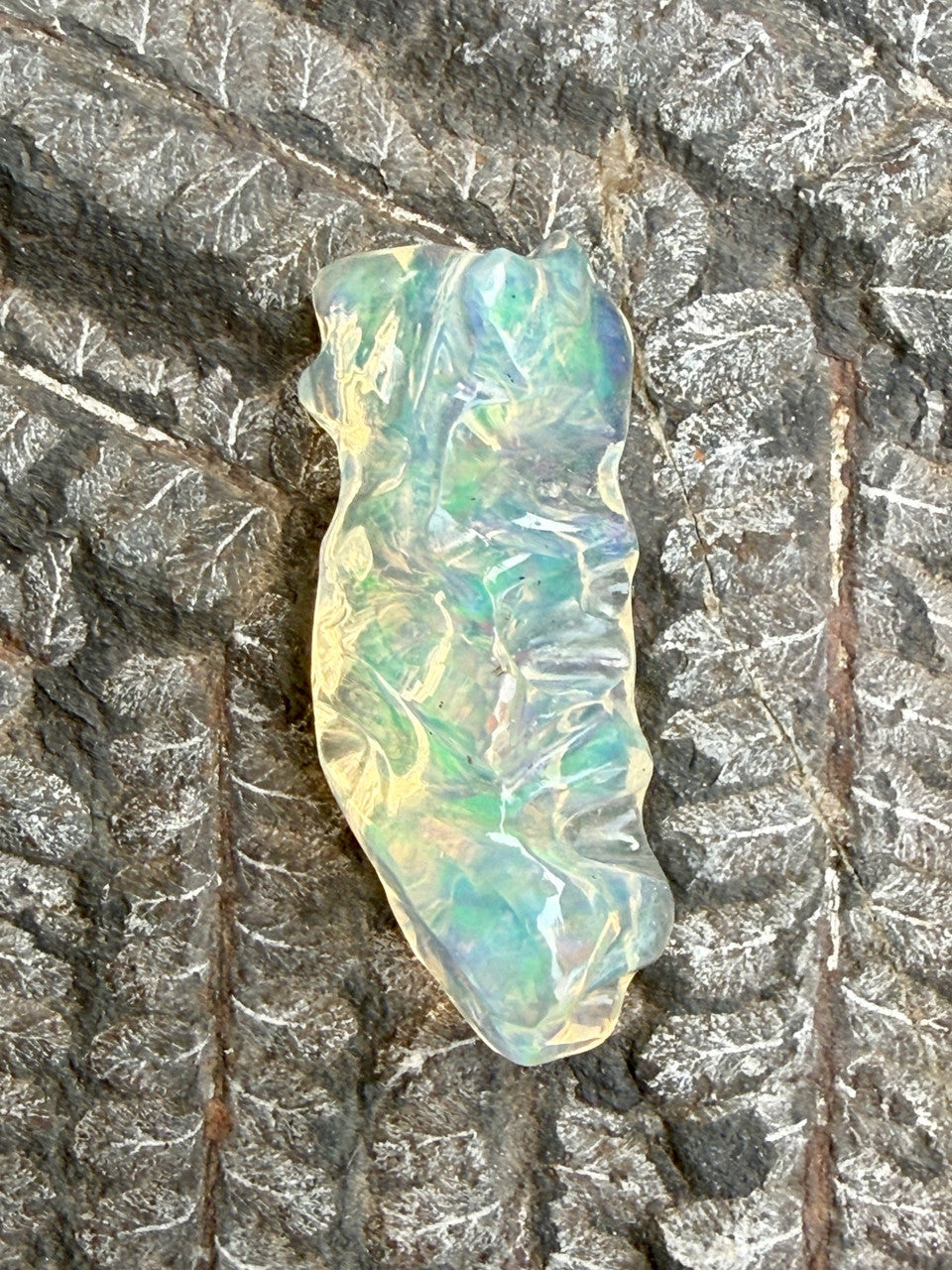 Himalayan Dream Scape - Mexican Fire Opal - 19.5 Ct
