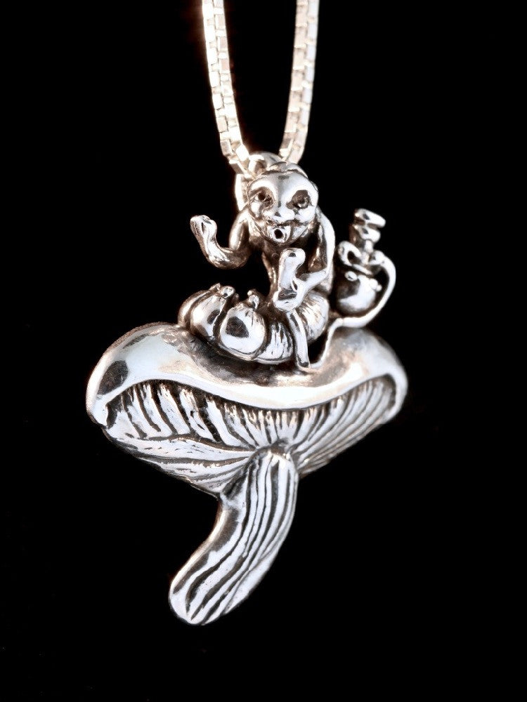 Hookah the Smoking Caterpillar in Silver