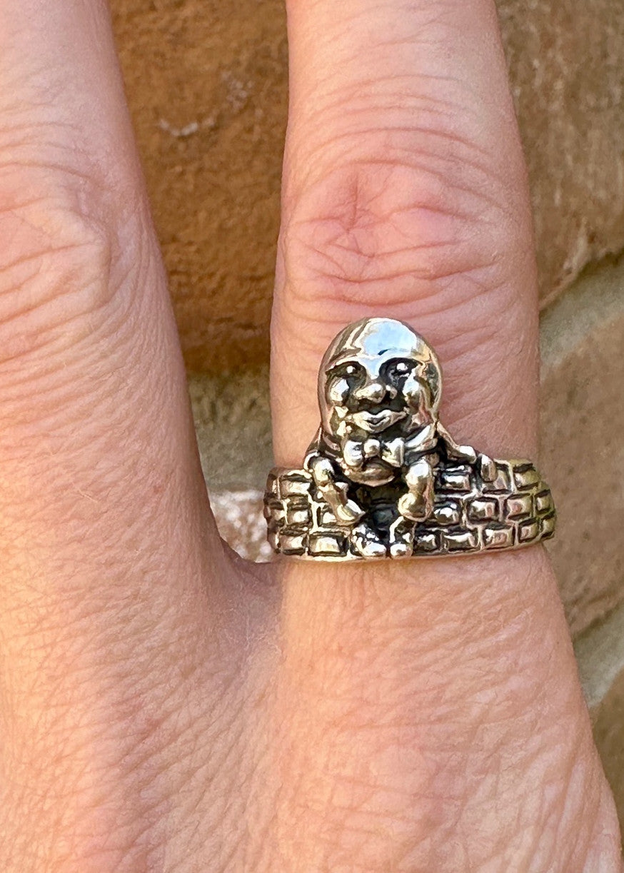 Humpty Dumpty Ring