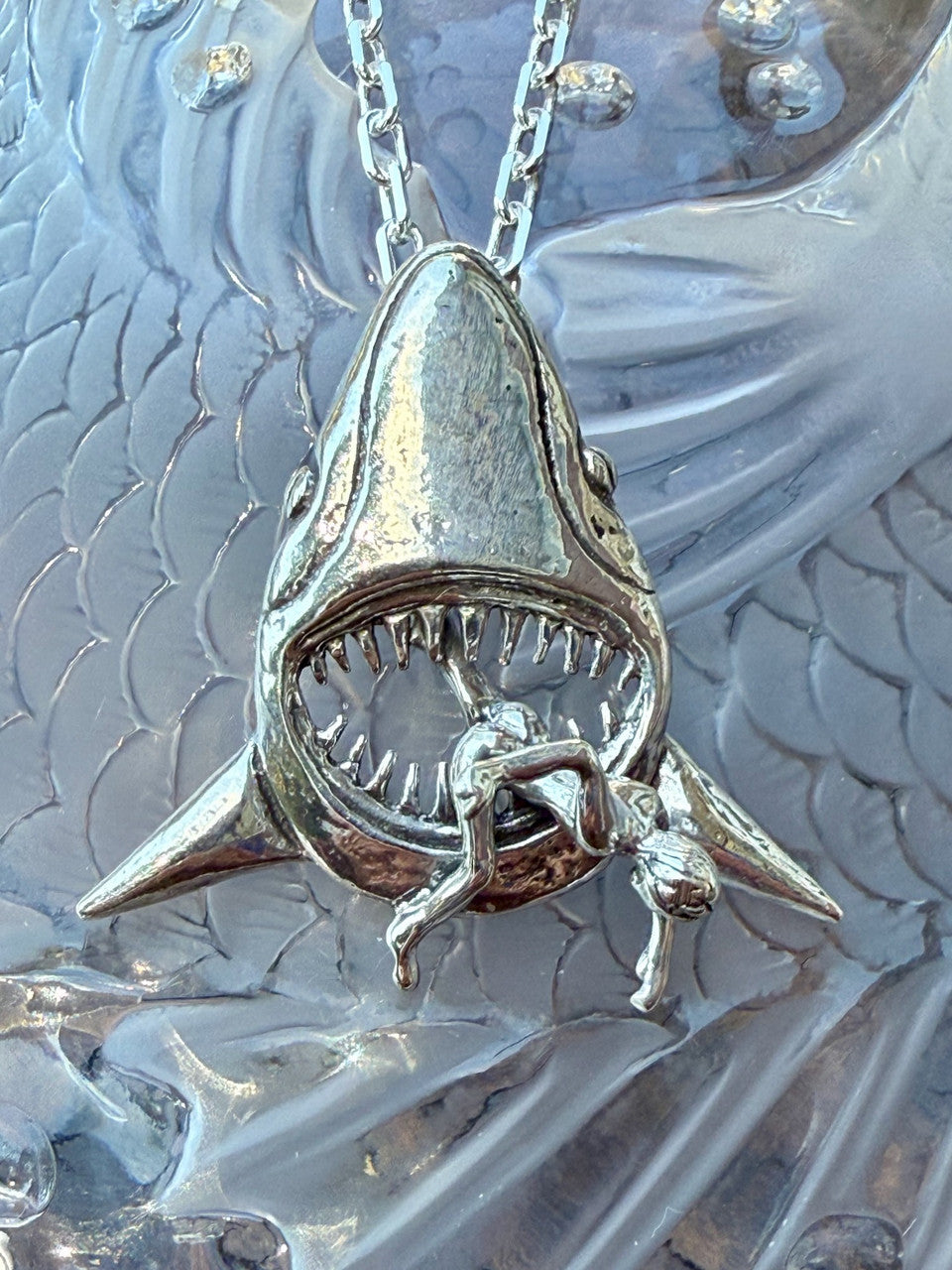 Shark Attack Jaws Pendant Man pictured with Anchor Chain - Silver