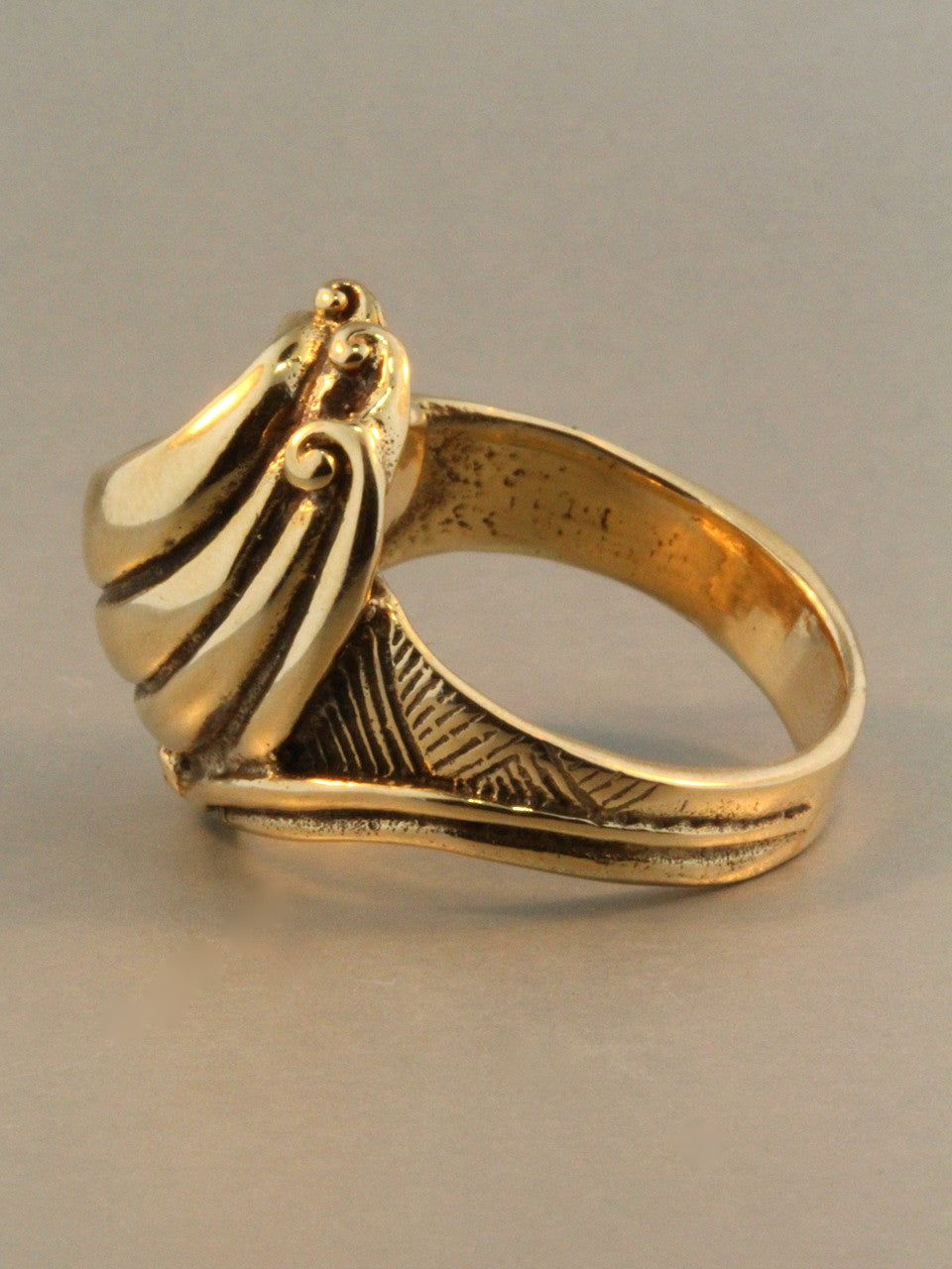 14K gold Maverick wave ring