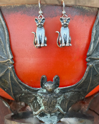 Egyptian Magic Cat Earrings - Silver