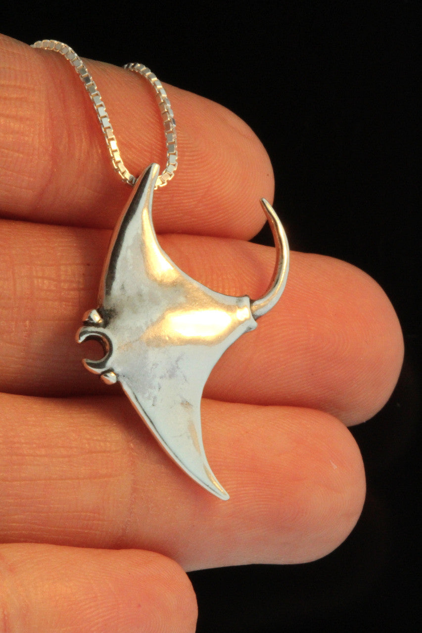 Manta Ray Charm Pendant in Silver