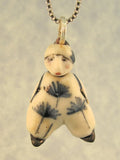 Louise - Les Petite Bon-Hommes en Porcelaine