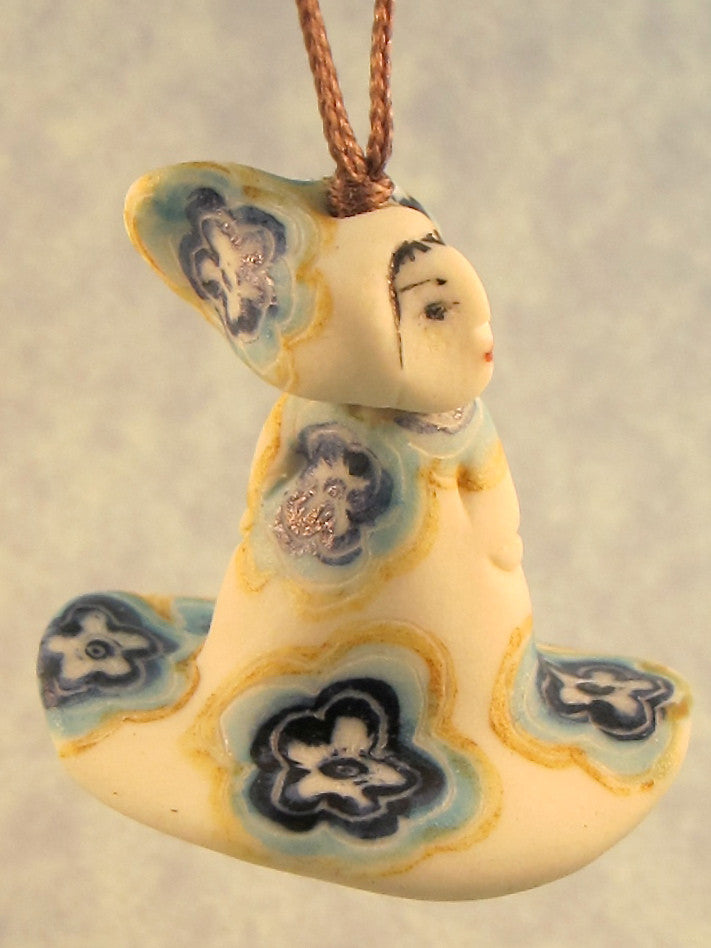 Esme - Les Petite Bon-Hommes en Porcelaine