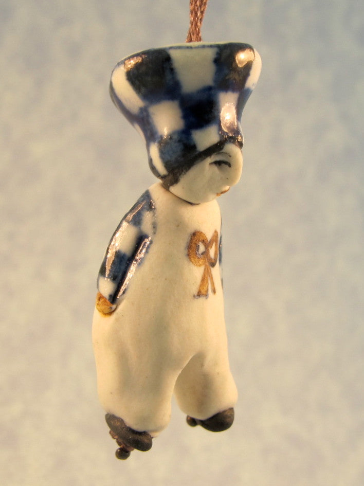 Marie - Les Petite Bon-Hommes en Porcelaine