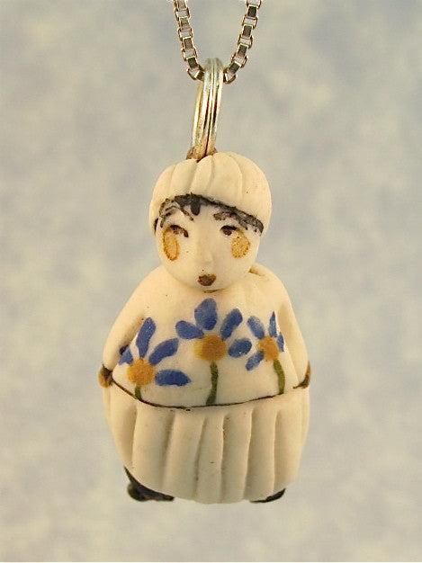 Renee - Les Petite Bon-Hommes en Porcelaine