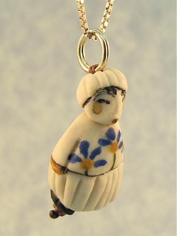 Renee - Les Petite Bon-Hommes en Porcelaine