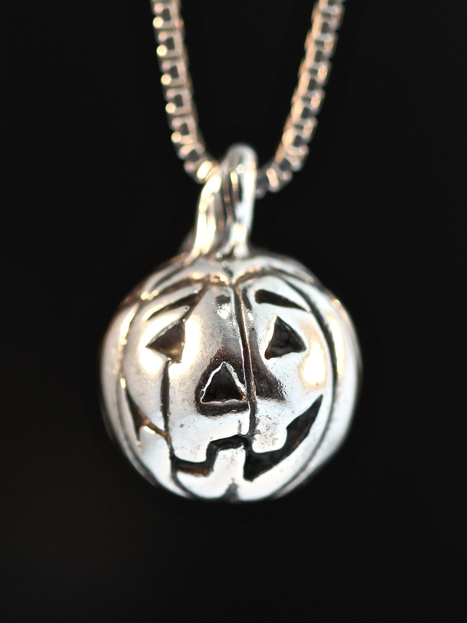 Fat Jack-O-Lantern Pumpkin Charm - Silver