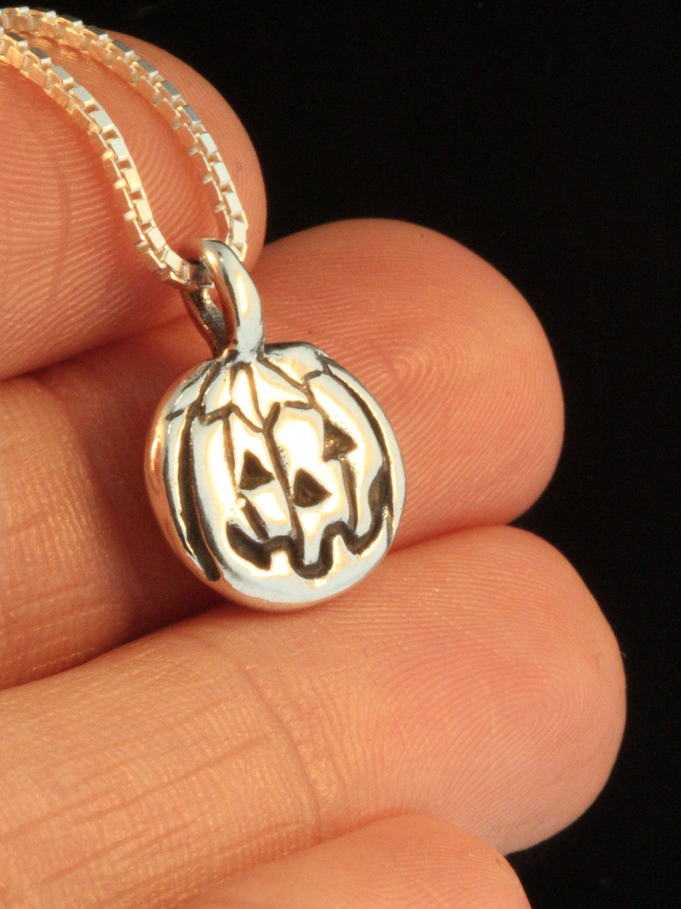 Flat Jack O'Lantern Pumpkin Charm - Silver