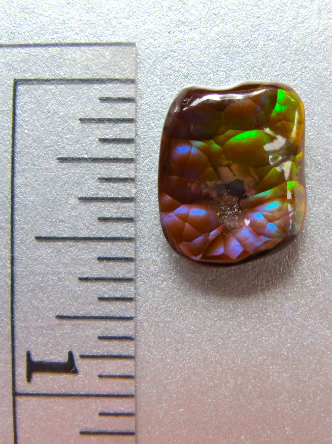 Violaceous - Fire Agate - 7.5 ct