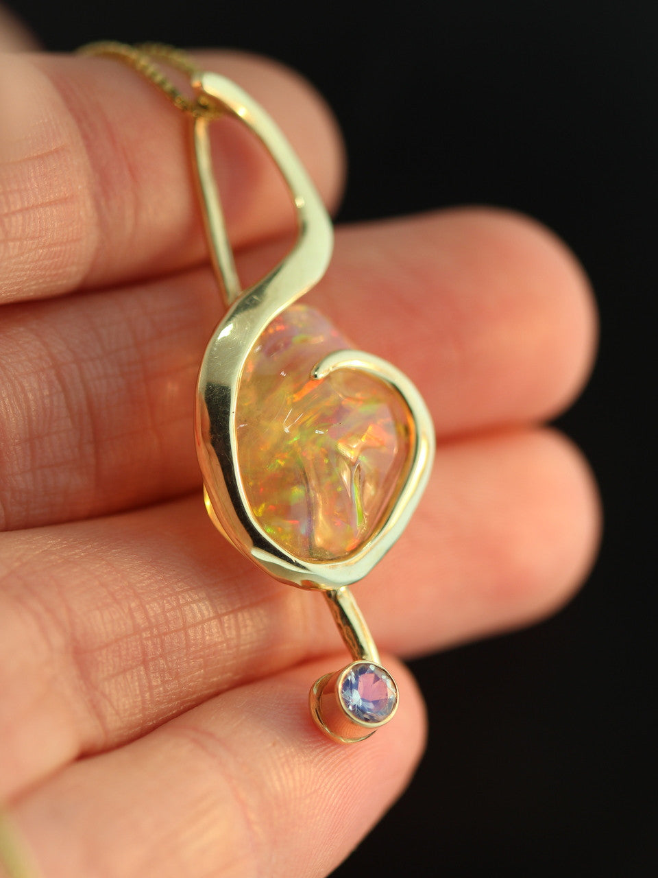 Treble Clef Pendant Mexican Fire Opal - 18K gold