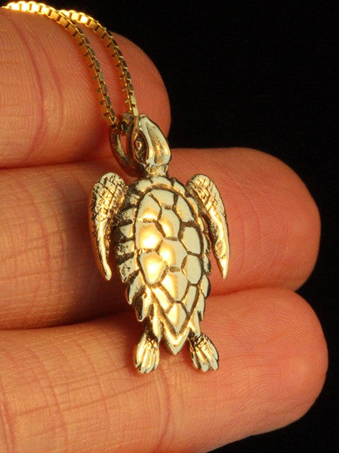 Gold Sea Turtle Charm - 14k Gold