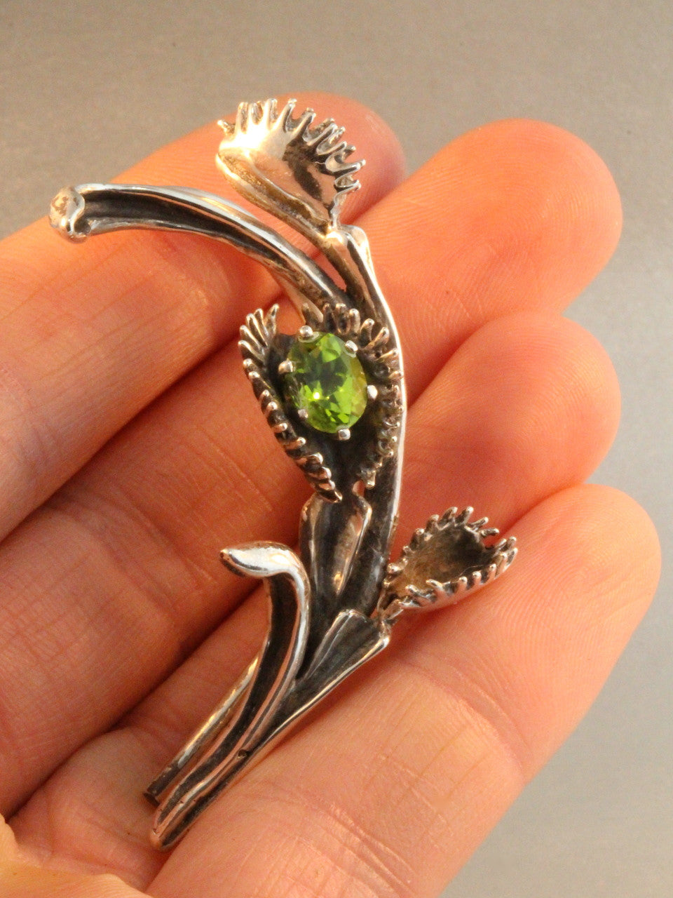 Venus Flytrap Ear Wrap with Peridot